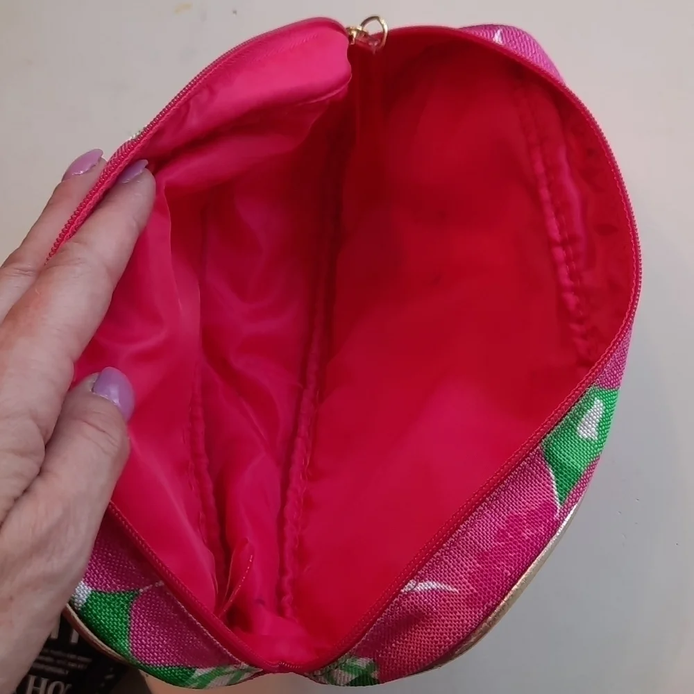 Lilly Pulitzer x Estee Lauder pink floral makeup bag